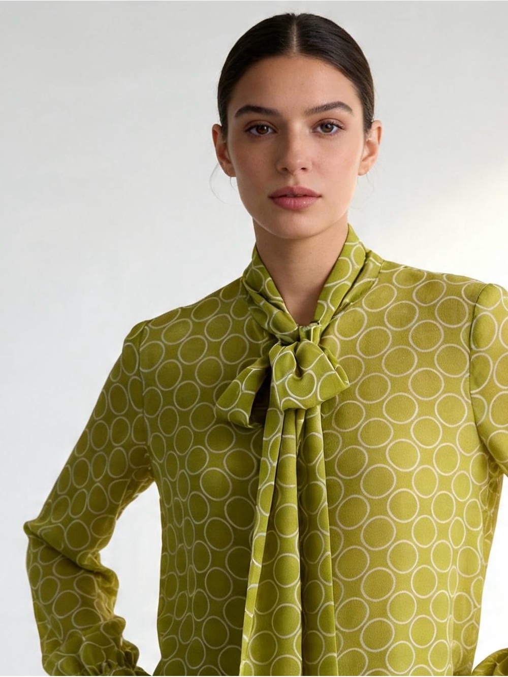 Charles Gray London Contemporary Geo Blouse